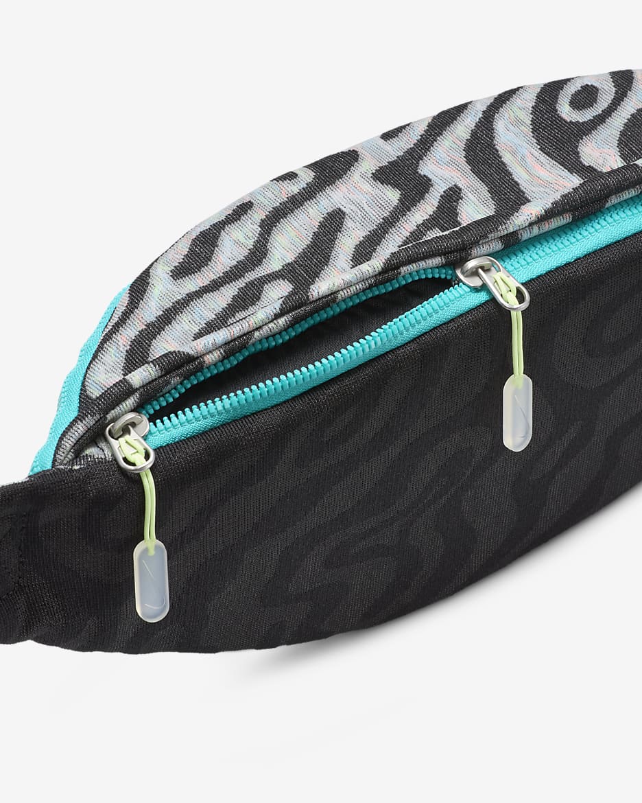 Nike heritage printed hip pack outlet